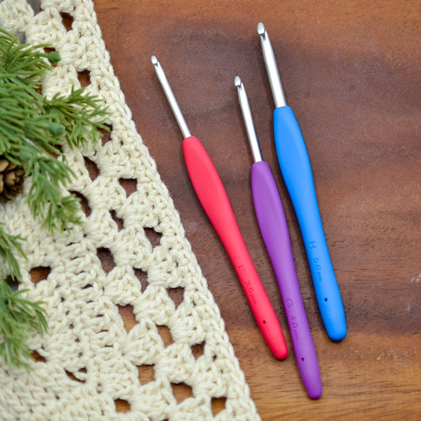 Clover Amour Crochet Hook