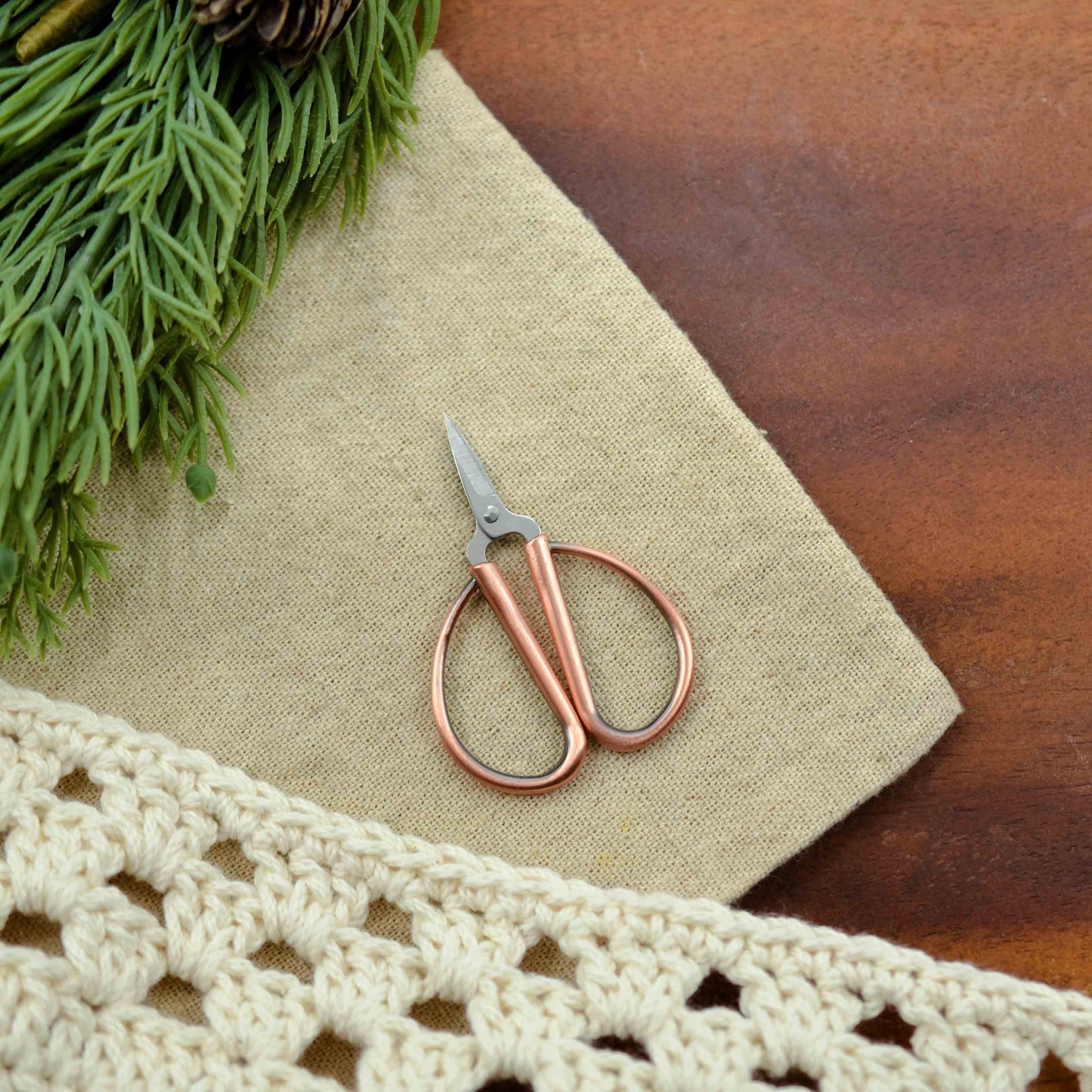 Sullivans "Petites" Embroidery Scissors